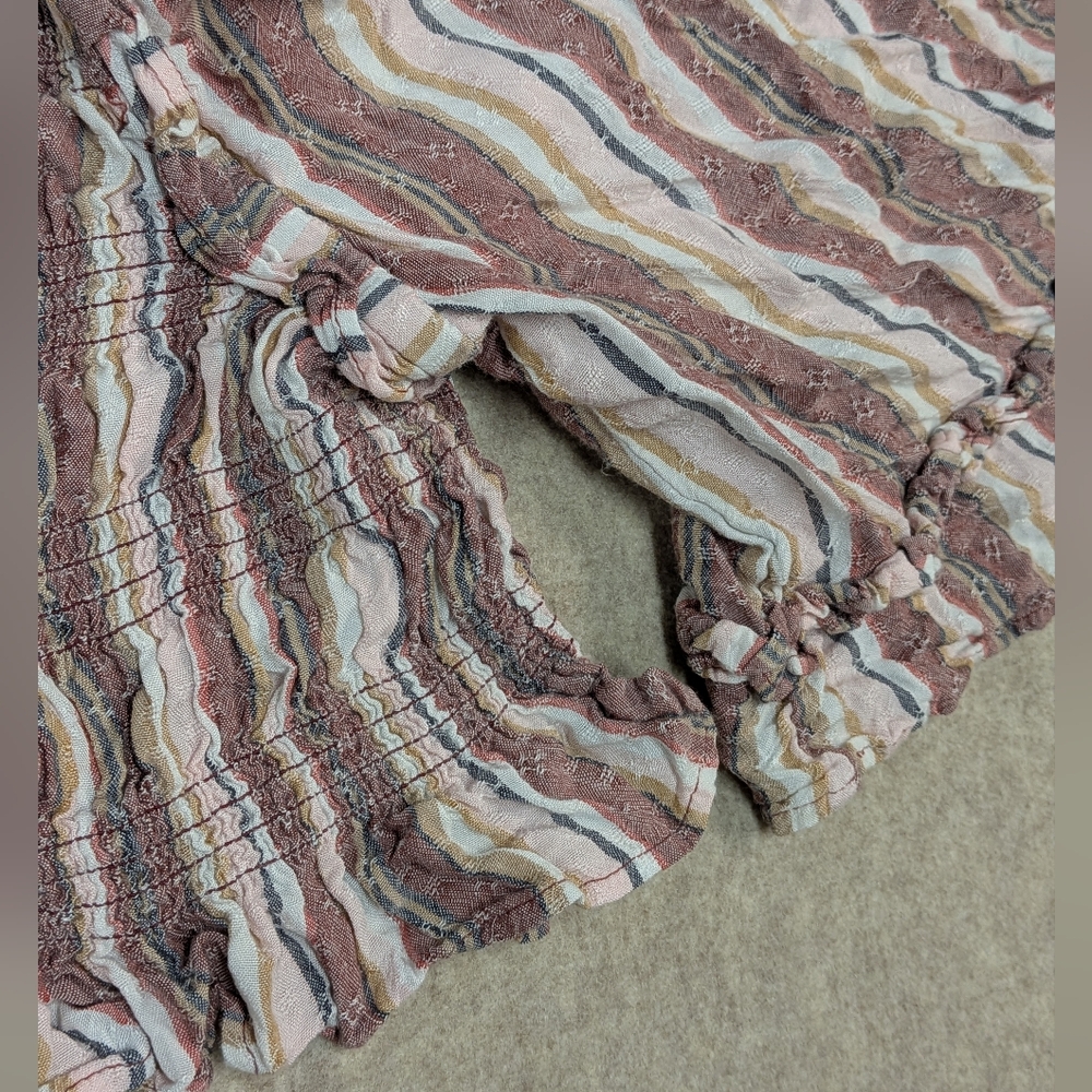Striped Off-Shoulder Top - Picture 2 of 7